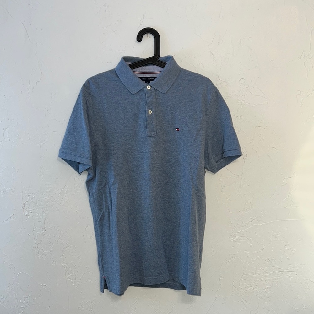 Mens Medium Tommy Hilfiger Collared Shirt